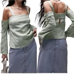 Topshop Textured Cold Shoulder Top Sage Green Long Bell Sleeves Size 4